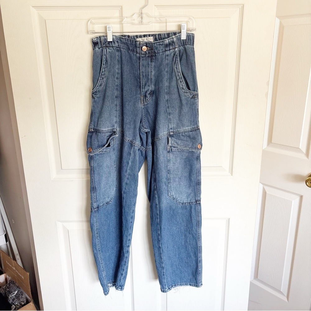 We The Free Free People Cargo Jeans Size Extra Small